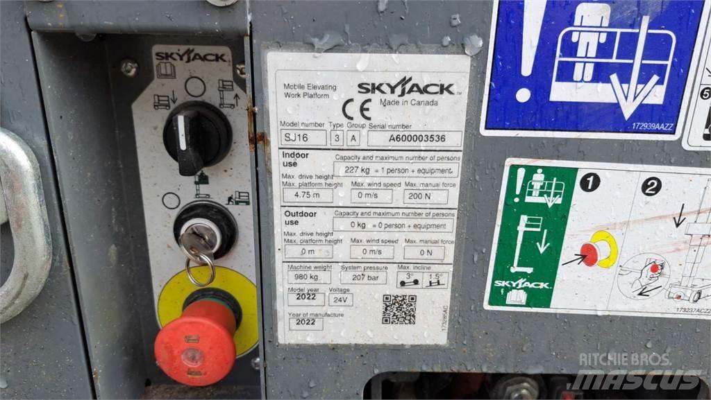 SkyJack SJ16 Inne podnośniki