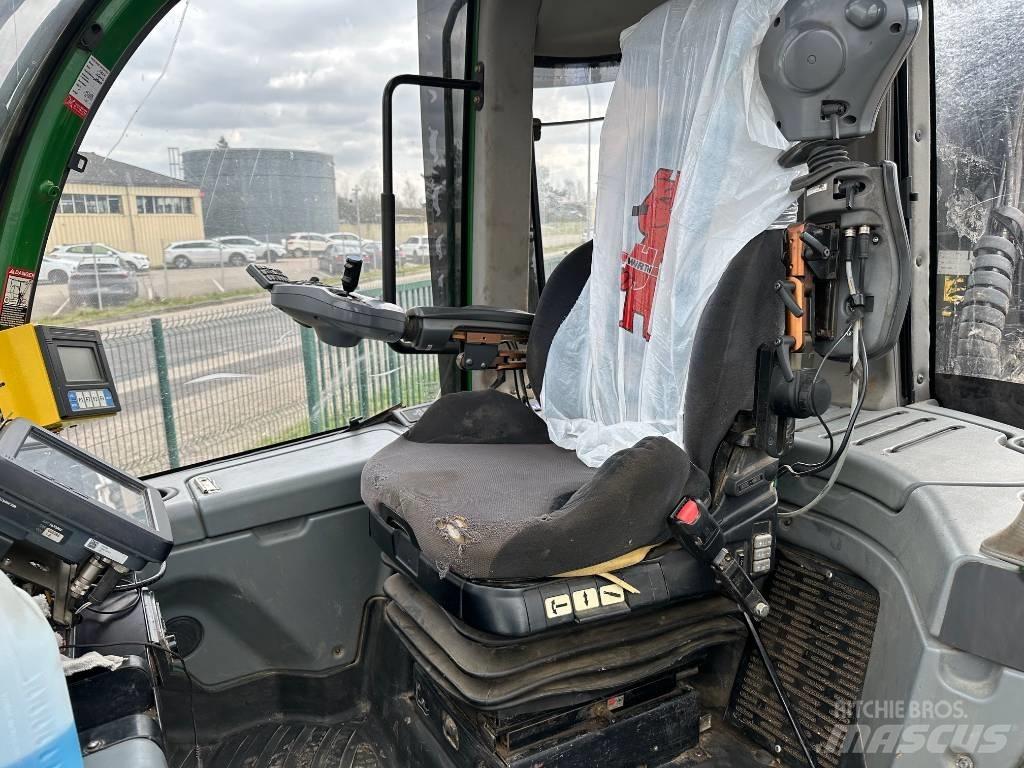 John Deere 1010E Forwardery