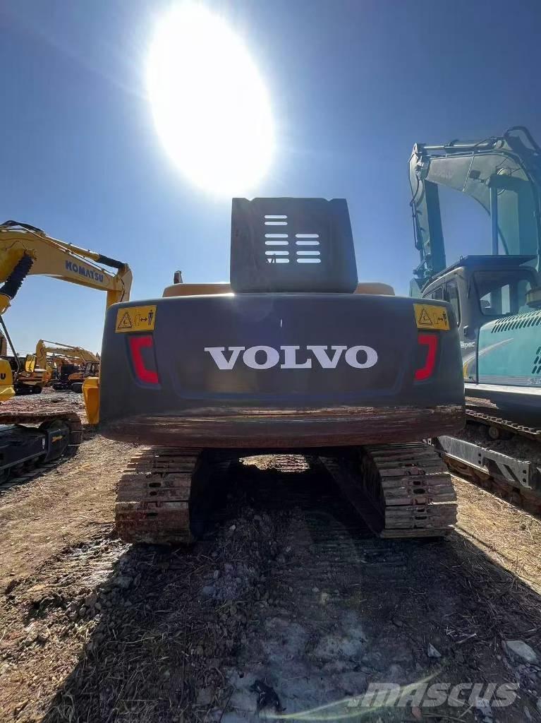 Volvo EC 220 D Koparki gąsienicowe