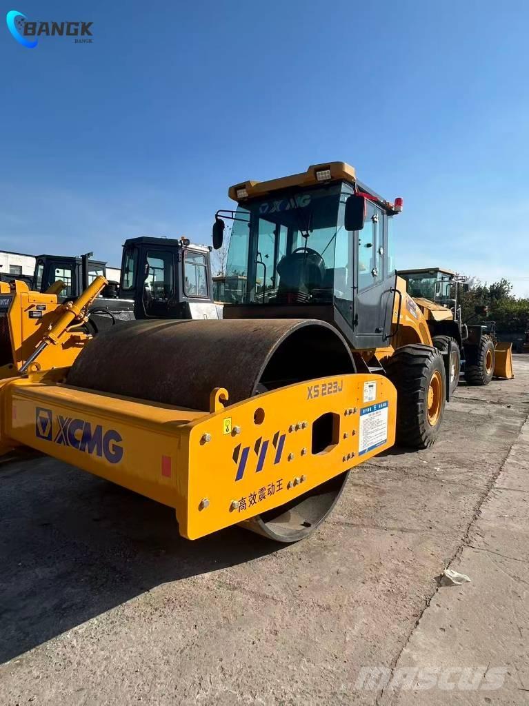 XCMG XS 223 J Walce jednobębnowe