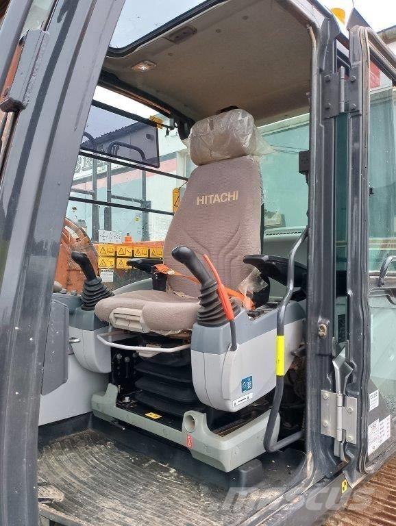 Hitachi ZX130 Koparki gąsienicowe