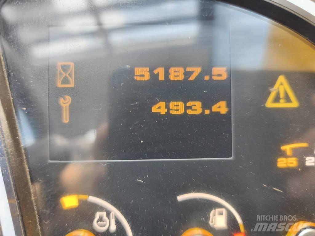 JCB 535-140 Ładowarki teleskopowe