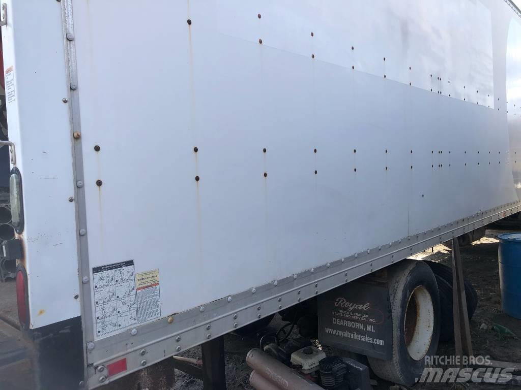 Freightliner m2 Samochody ciężarowe ze skrzynią zamkniętą