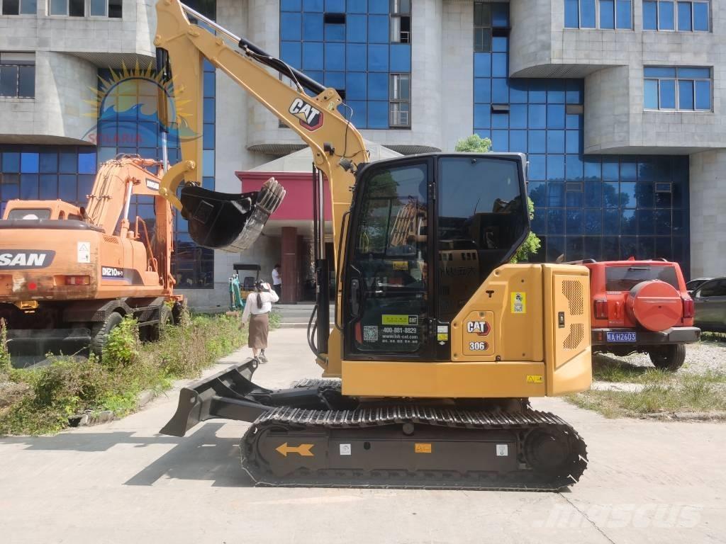 CAT 306 Minikoparki
