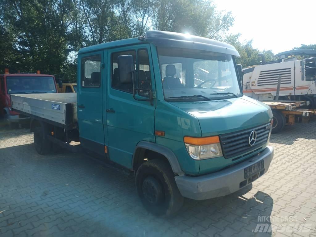 Mercedes-Benz 614 D Ciężarówki firanki