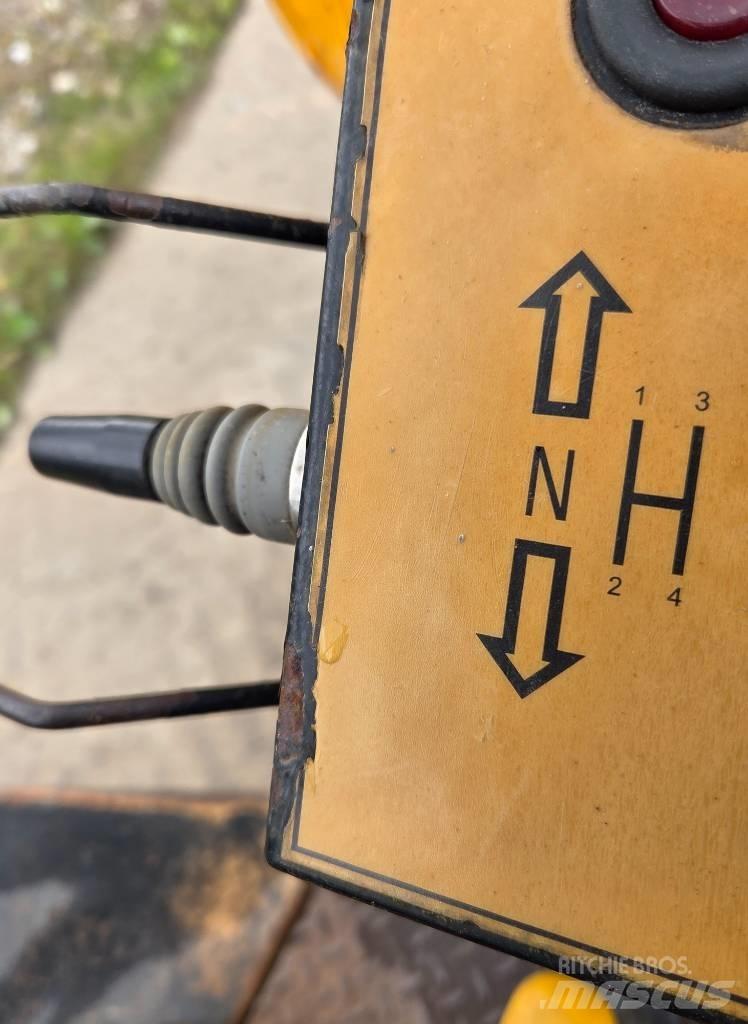 JCB 6 TST Wozidła kolebkowe