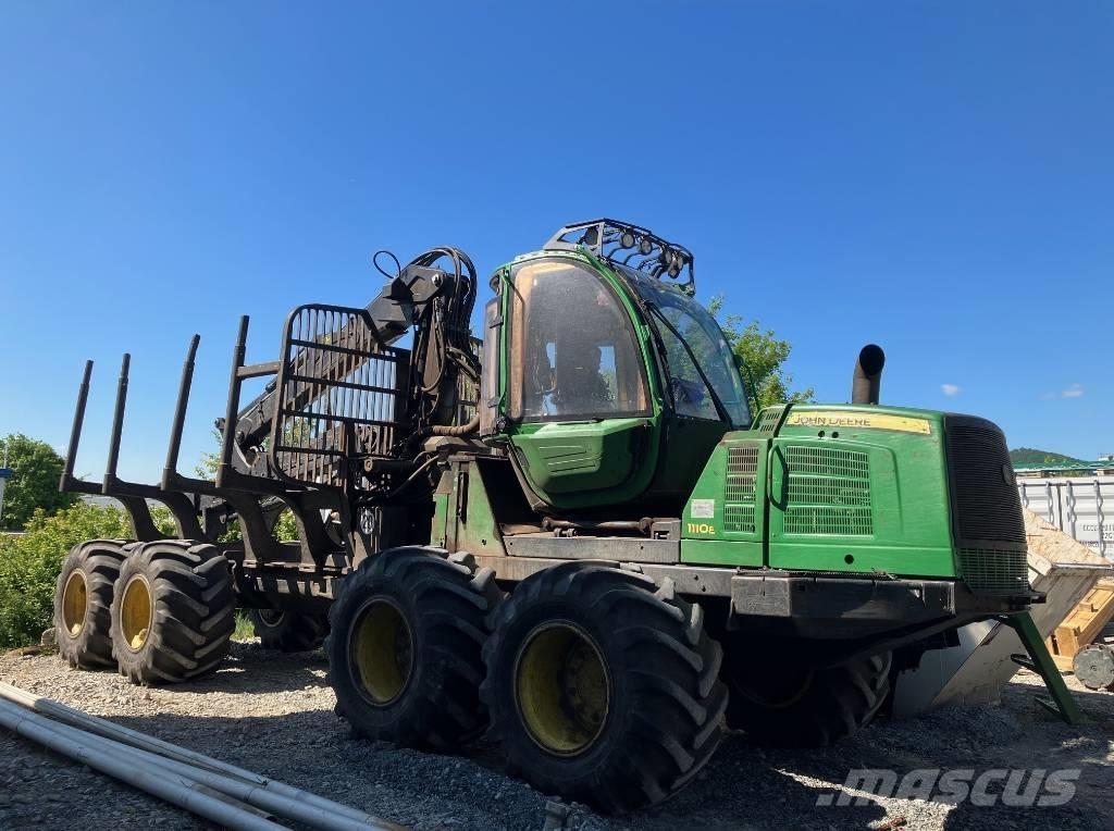 John Deere 1110 E Forwardery