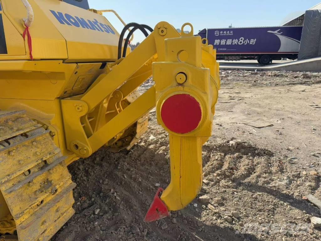 Komatsu D 85 EX-18 Spycharki gąsienicowe