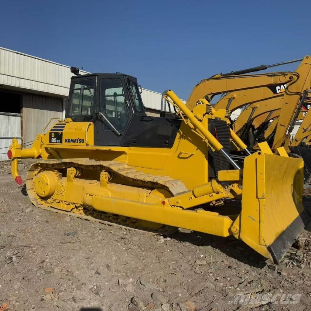 Komatsu D 85 EX-18 Spycharki gąsienicowe