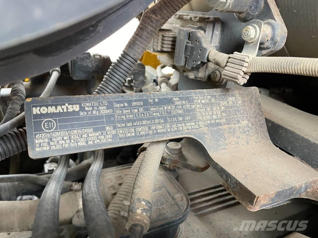 Komatsu D 65 PX-18E0 Spycharki gąsienicowe