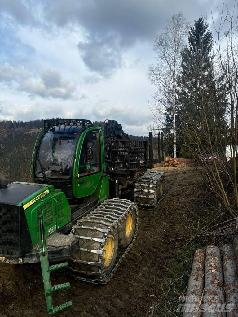 John Deere 1110 E Forwardery