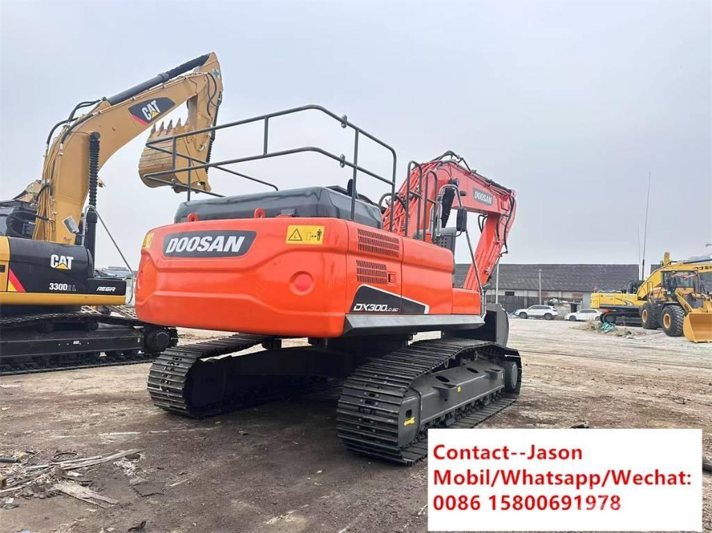 Doosan DX 300 LCA Koparki gąsienicowe