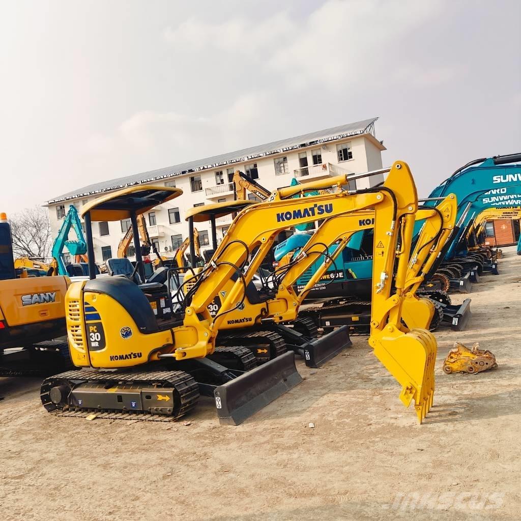 Komatsu PC30MR Minikoparki