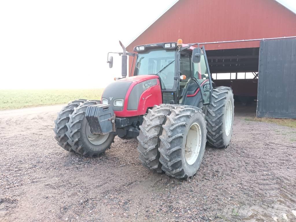 Valtra N 141 Ciągniki rolnicze