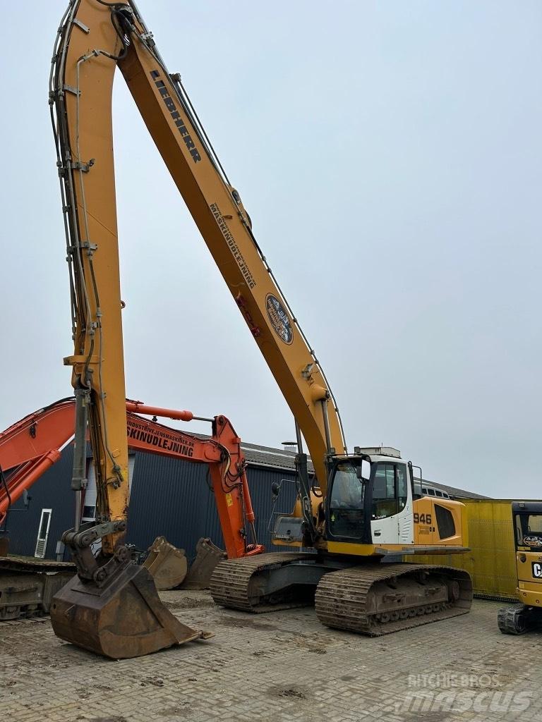 Liebherr R 946 Koparki z długim ramieniem