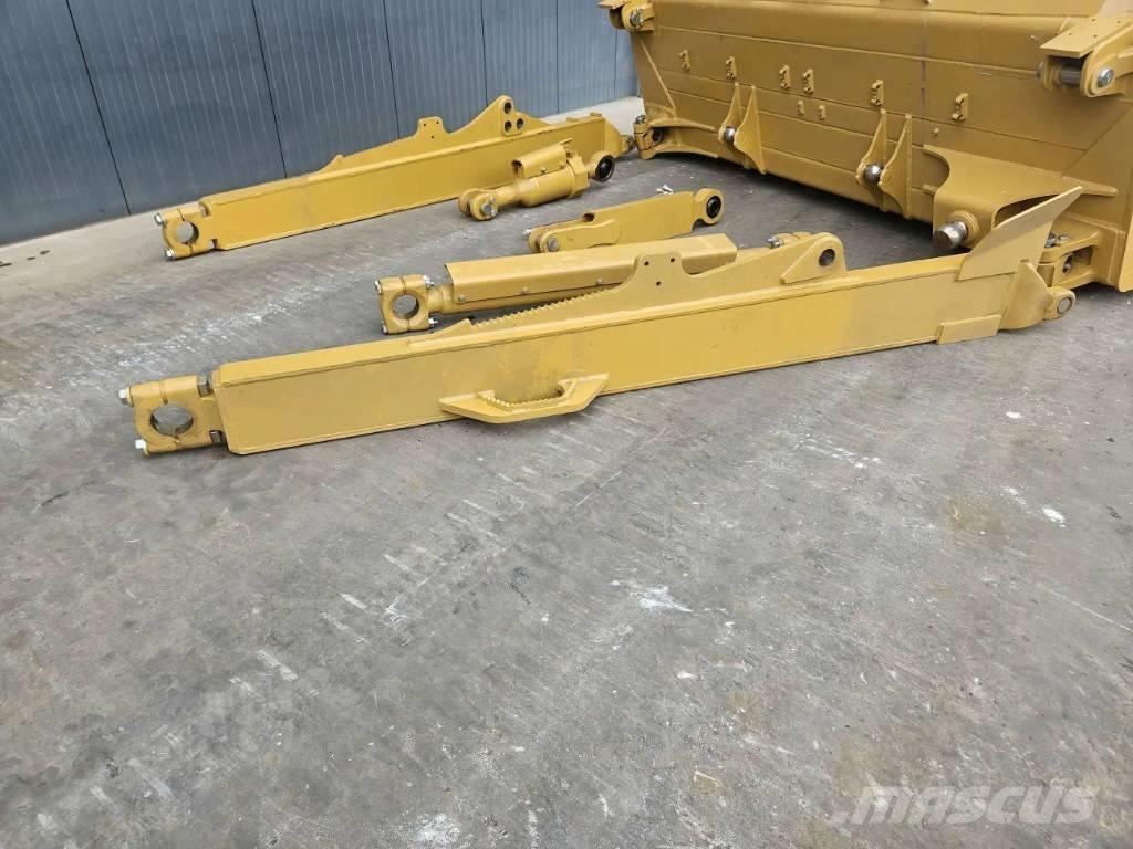 CAT D8R Lemiesze