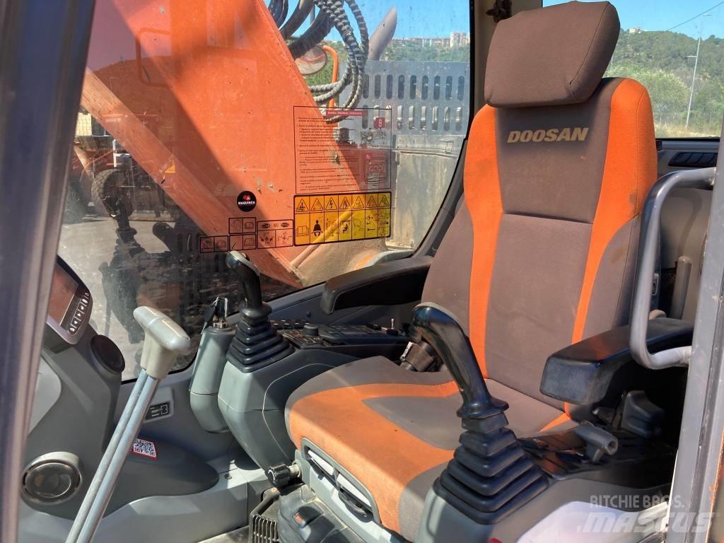 Doosan DX 235 LCR Koparki gąsienicowe