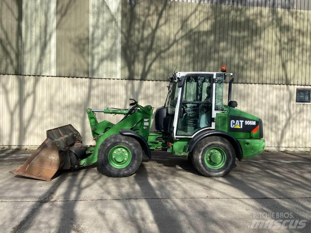 CAT 906M Ładowarki kołowe