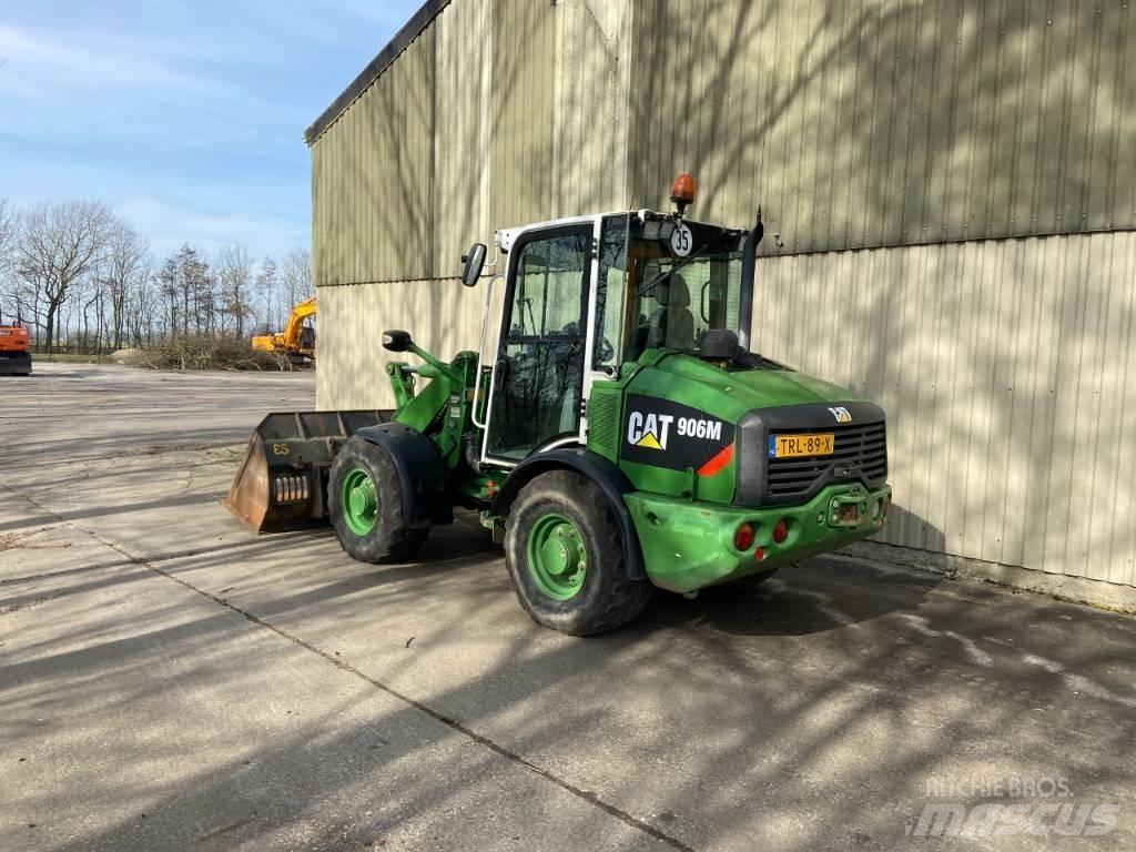 CAT 906M Ładowarki kołowe