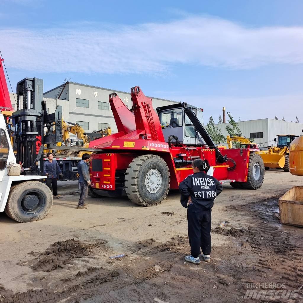 Kalmar DRF 450 Wózki typu Reachstacker