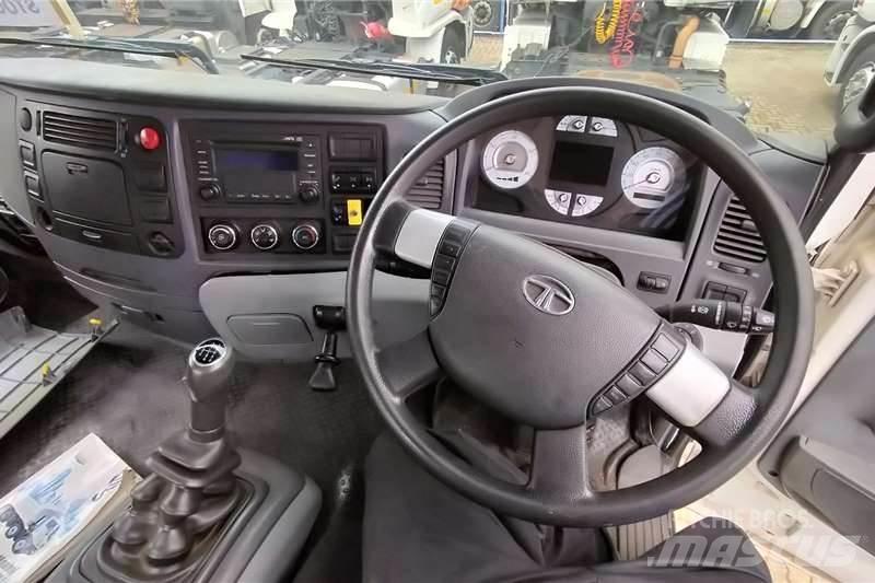 Tata PRIMA 3338K Inne