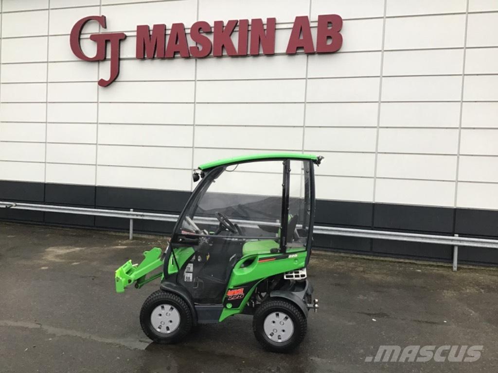 Avant 225 Maszyny komunalne