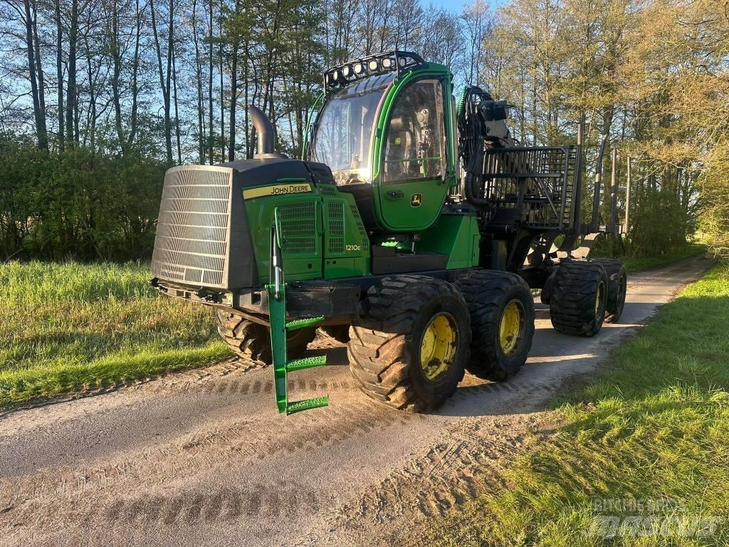 John Deere 1210 E Forwardery