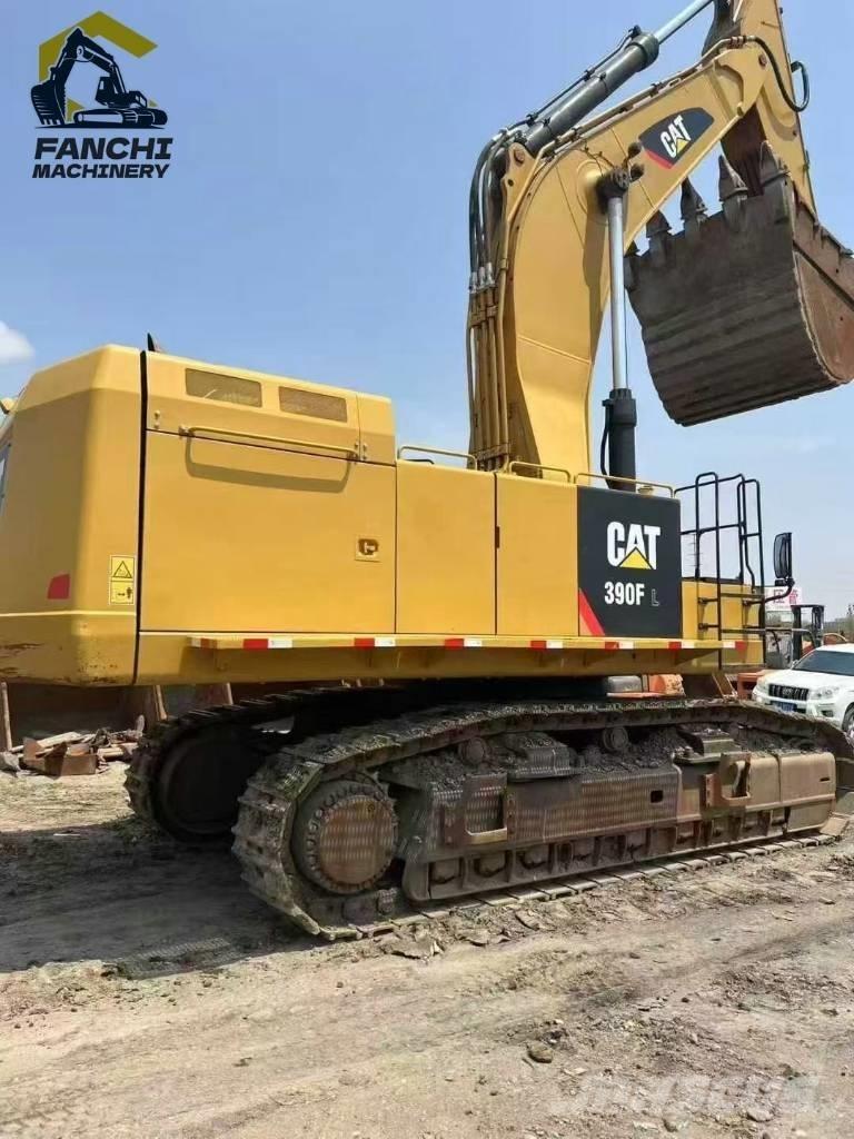 CAT 390F Koparki gąsienicowe