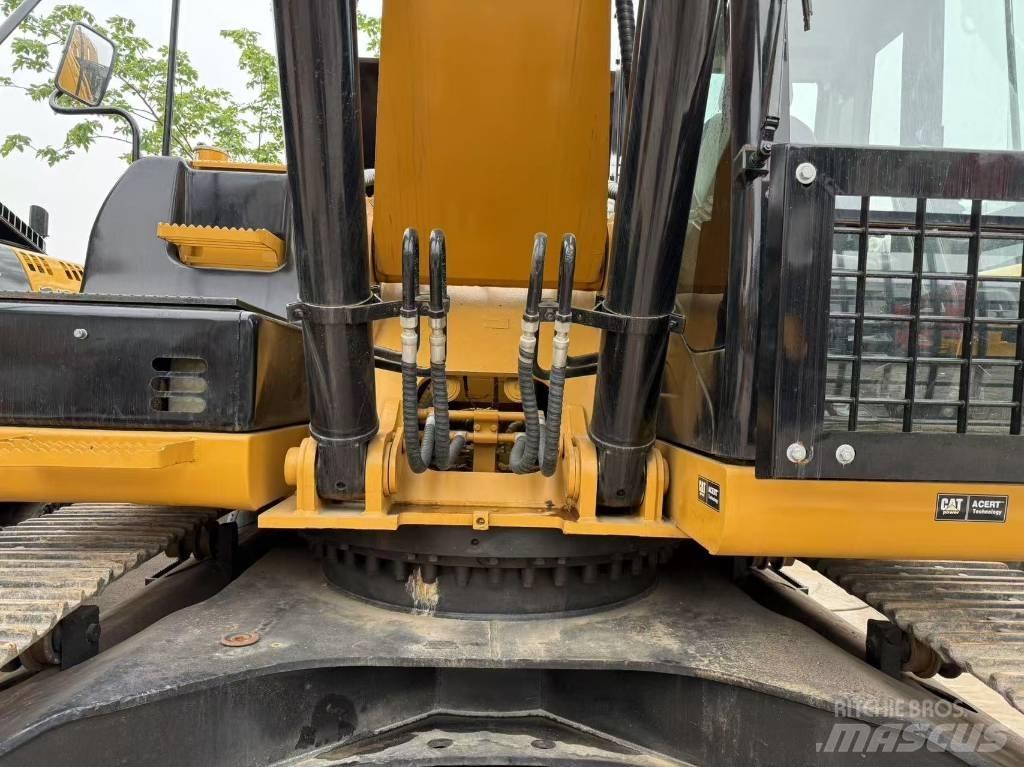 CAT 330 D L Koparki gąsienicowe