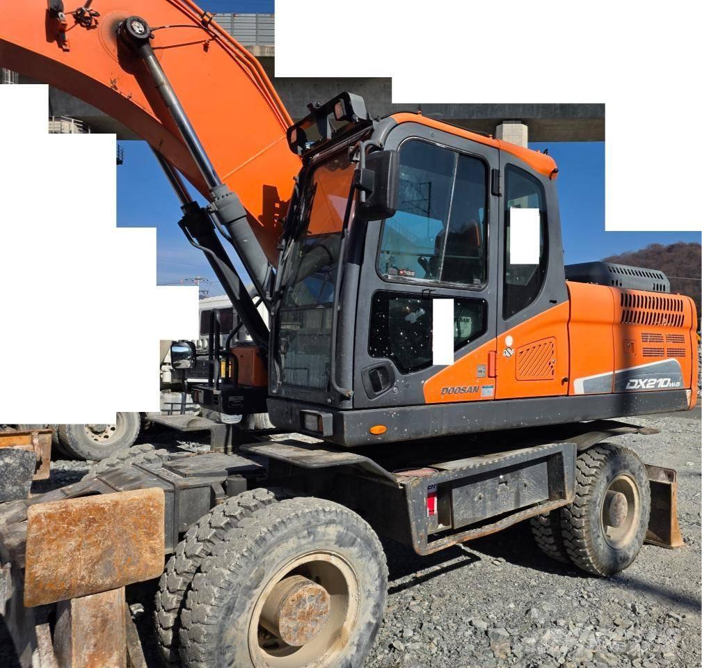 Doosan DX 210 W-5 Koparki kołowe