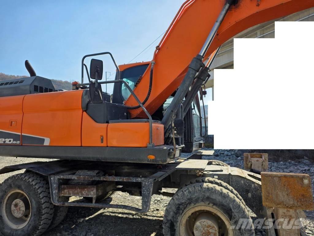 Doosan DX 210 W-5 Koparki kołowe