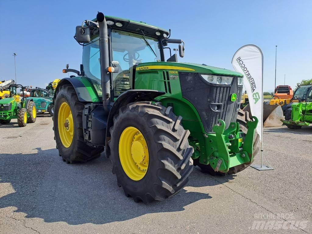 John Deere 7230 R Ciągniki rolnicze