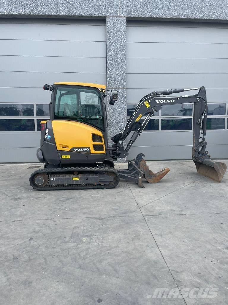 Volvo ECR 35 D Minikoparki