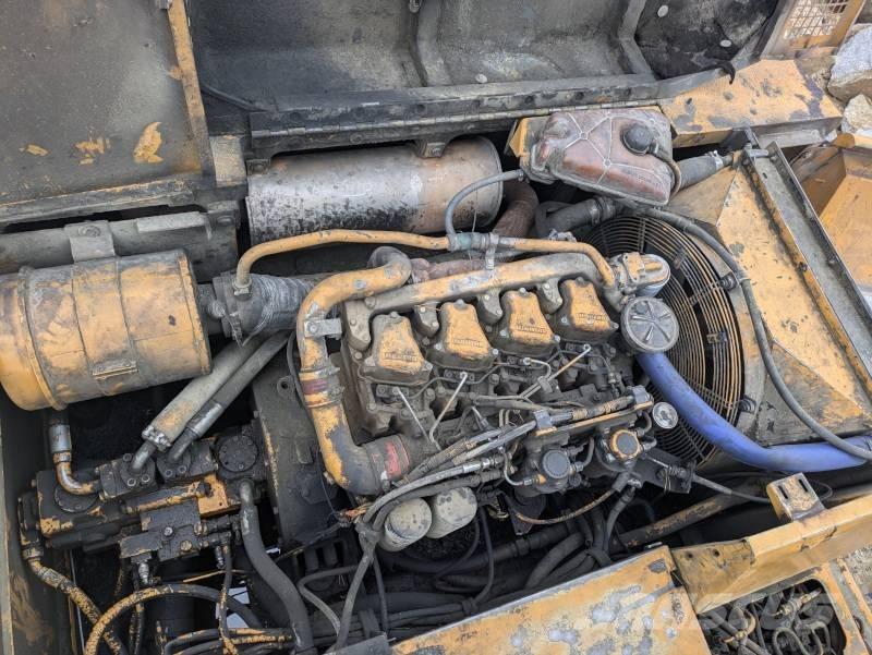 Liebherr 922 Koparki gąsienicowe
