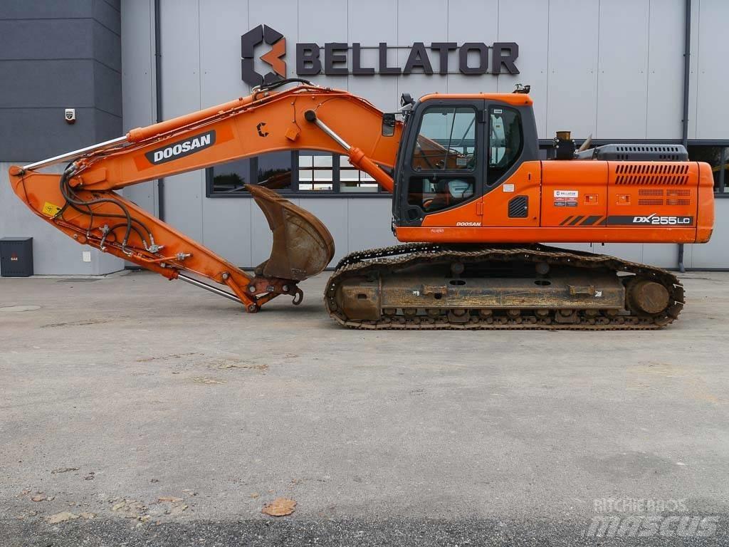 Doosan DX 255 LC-3 Koparki gąsienicowe