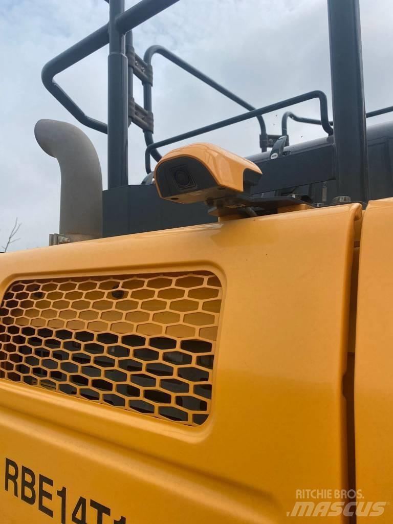 Hyundai HX140LC Koparki gąsienicowe