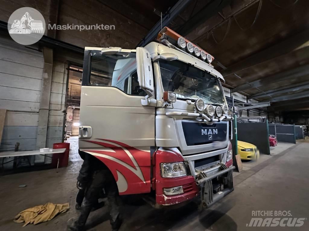 MAN TGX 35.540 Hakowce