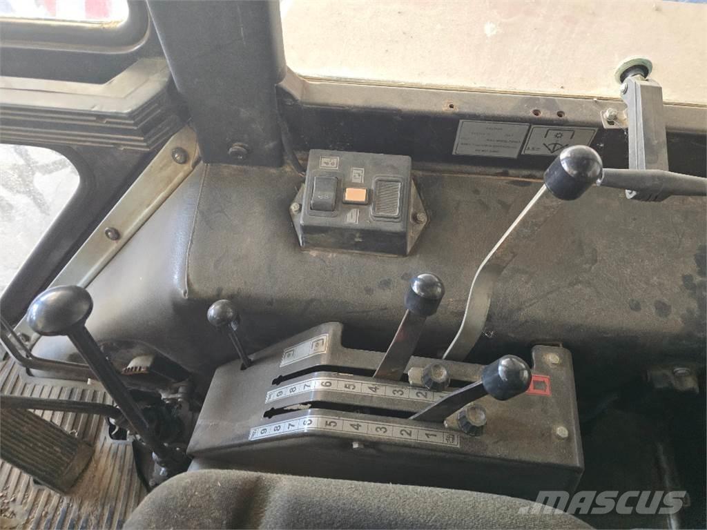 Belarus MTS 1025 Ciągniki rolnicze