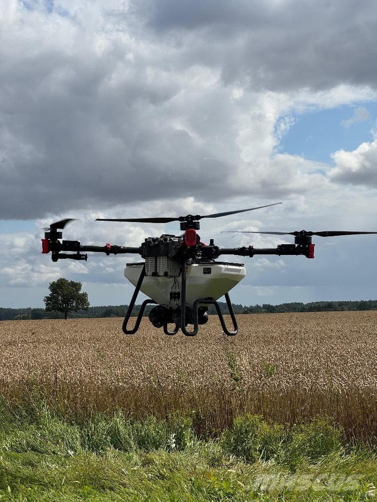  XAG P100PRO DEMO Opryskiwacze samojezdne