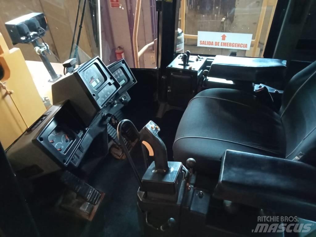 CAT 988H Miniładowarki
