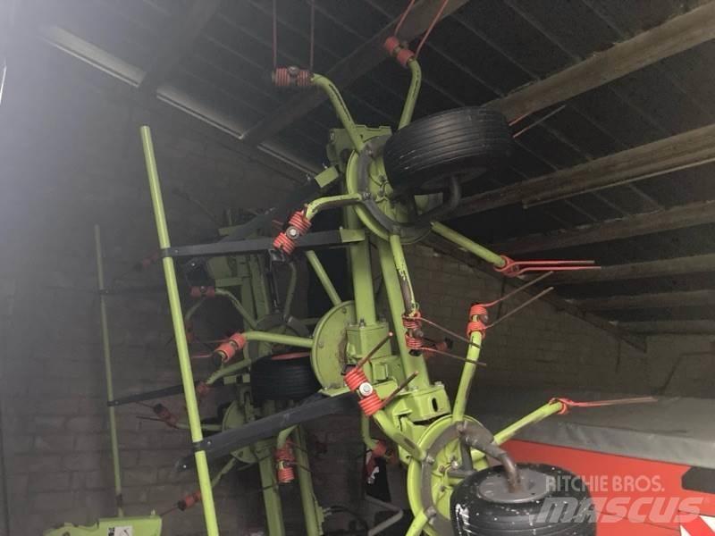 CLAAS Volto 900 Zgrabiarki i przetrząsacze