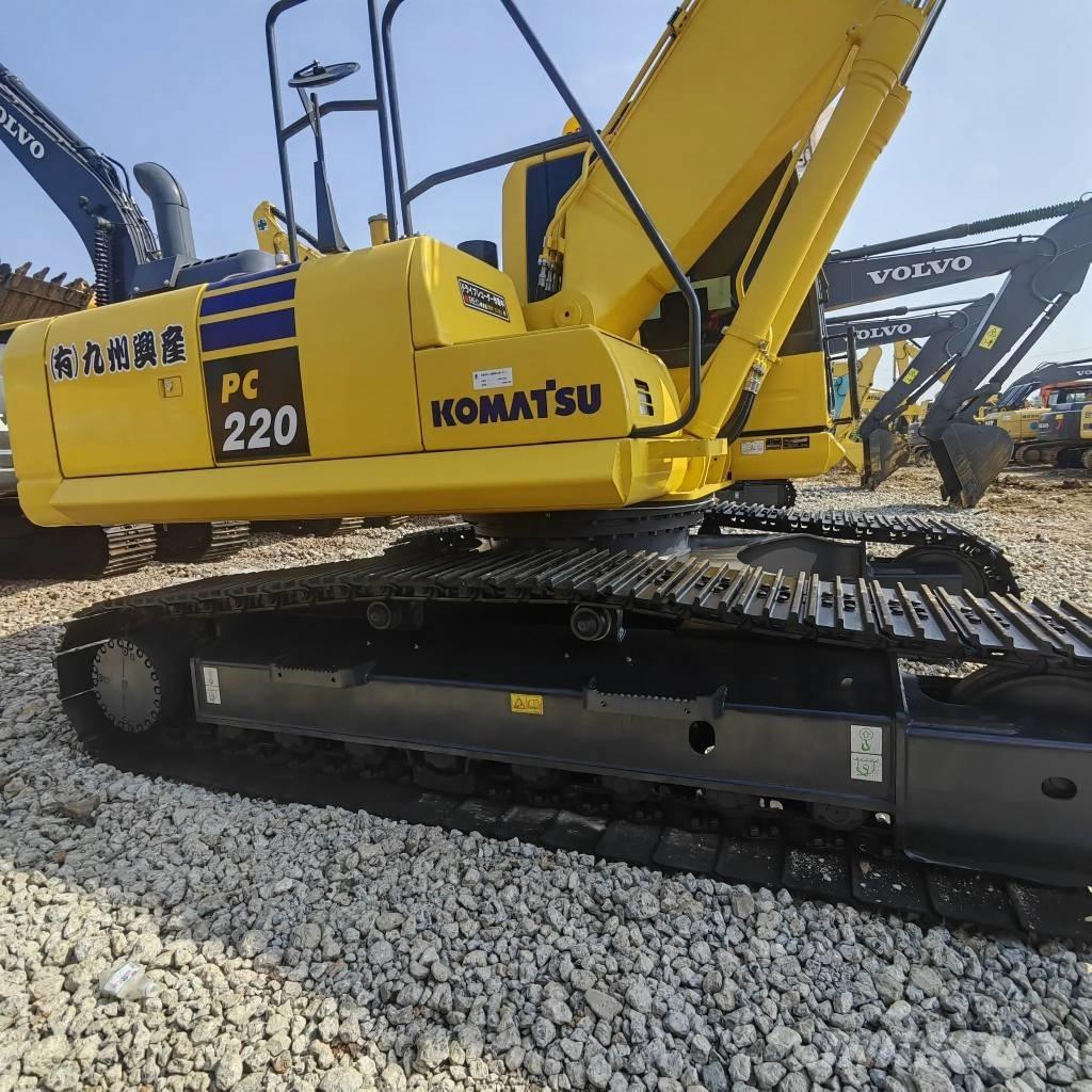 Komatsu PC 220-8 Koparki gąsienicowe