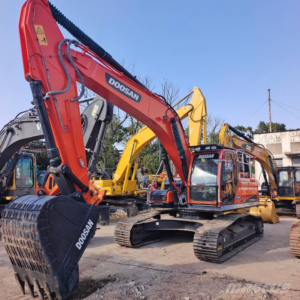 Doosan DX 300 LC Koparki gąsienicowe