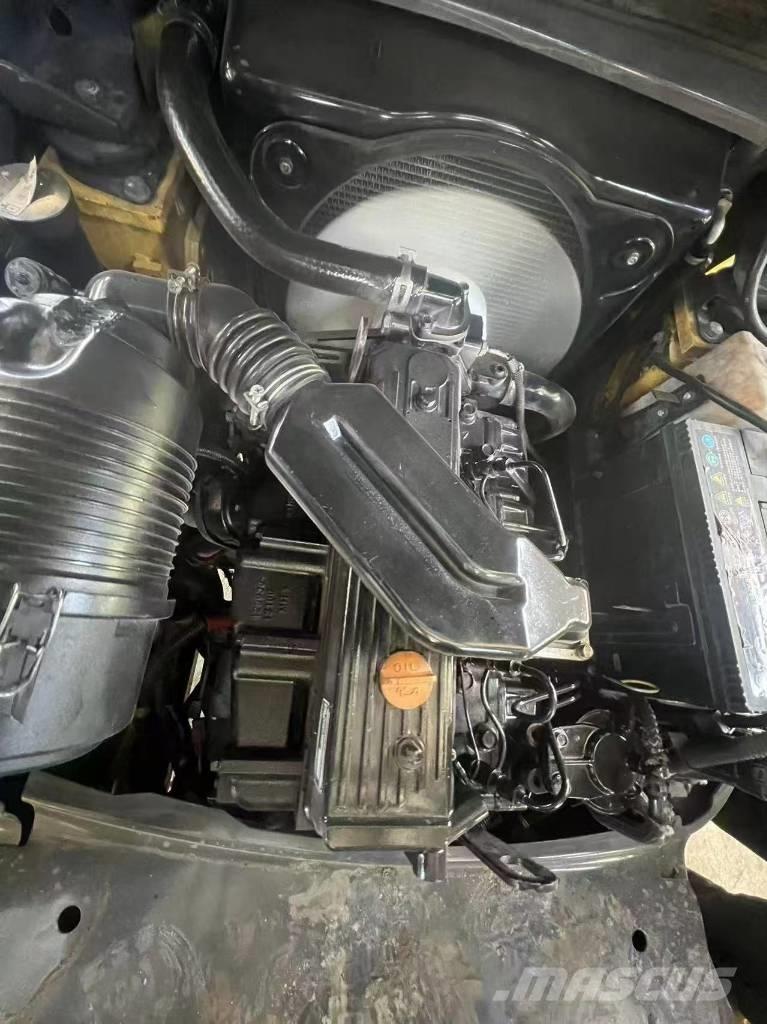 Komatsu FD 30 T-17 Wózki Diesla