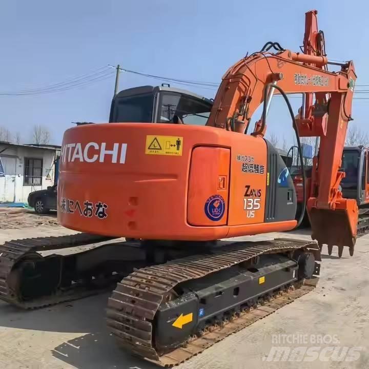Hitachi ZX135 Koparki gąsienicowe