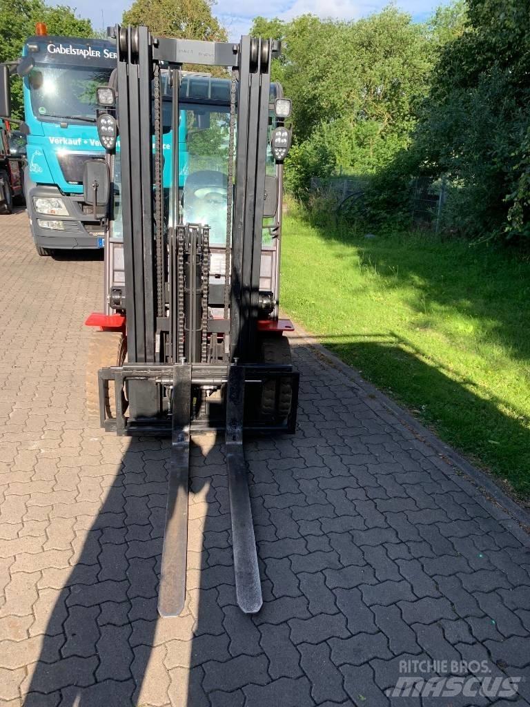 Manitou ME425C Wózki elektryczne