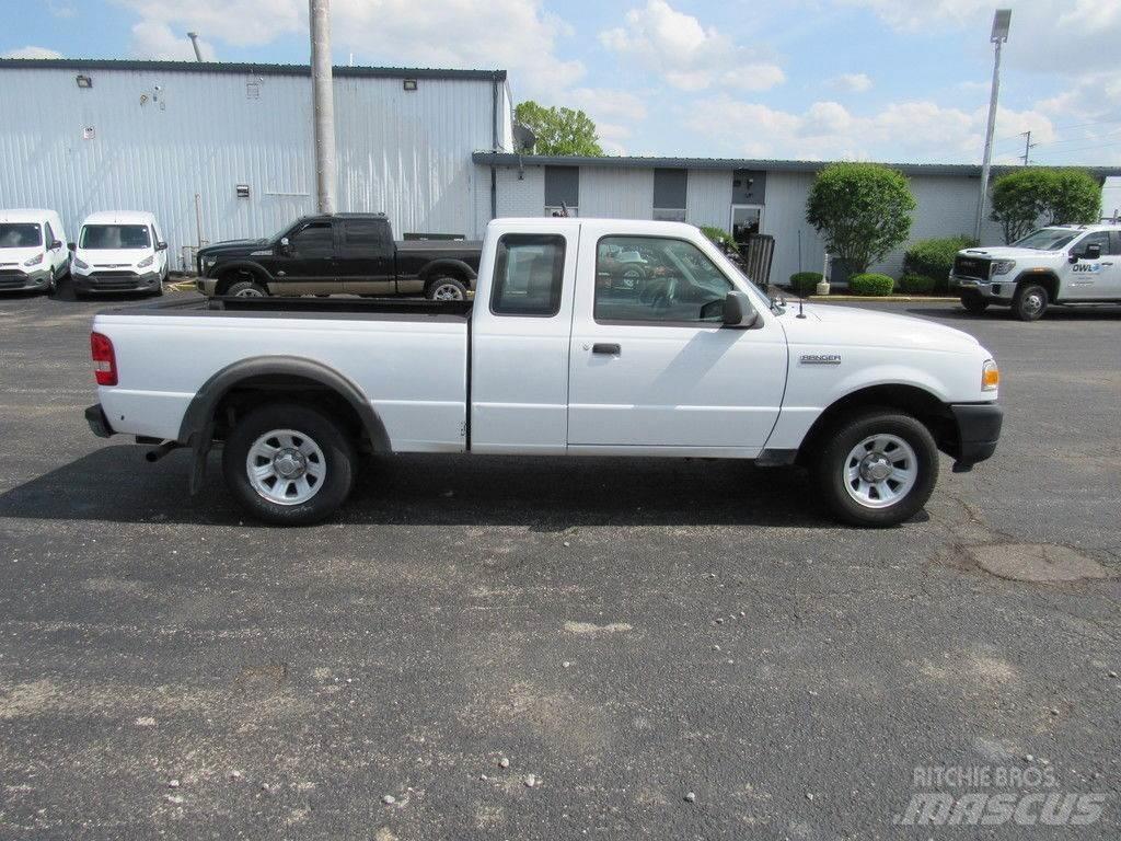 Ford Ranger Inne