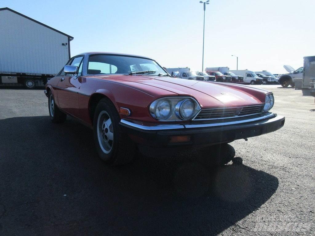 Jaguar XJ Samochody osobowe