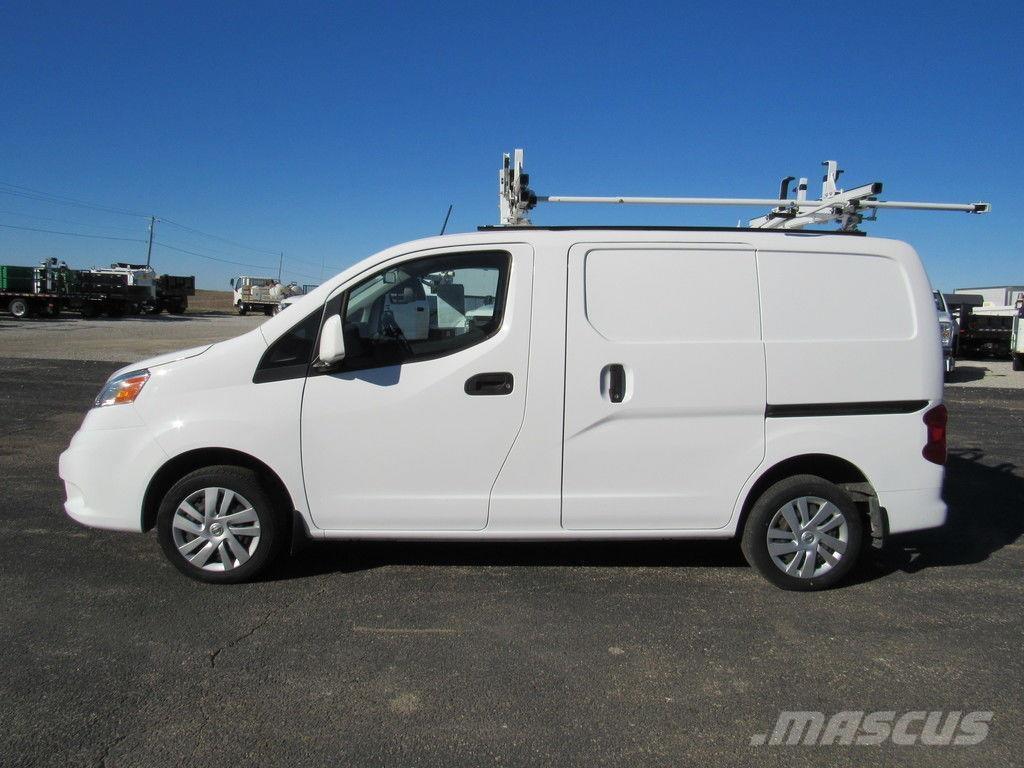 Nissan NV200 Busy / Vany