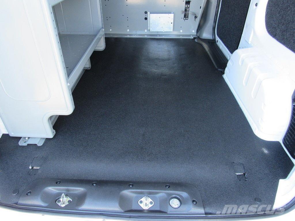 Nissan NV200 Busy / Vany